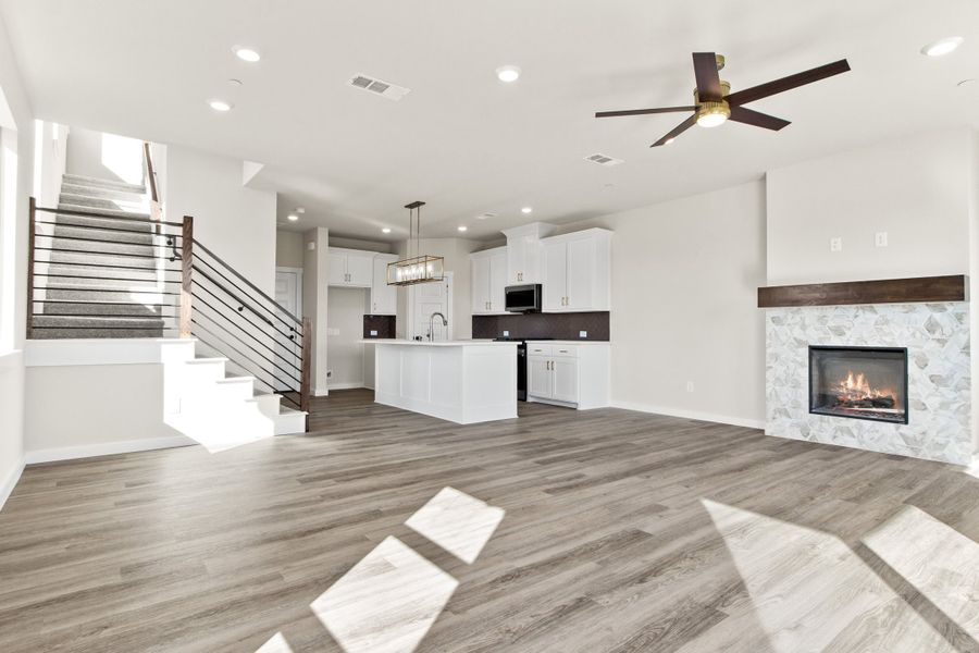 Spacious, unfurnished interior of a new home in Ten Mile Creek, Celina (Image 18).