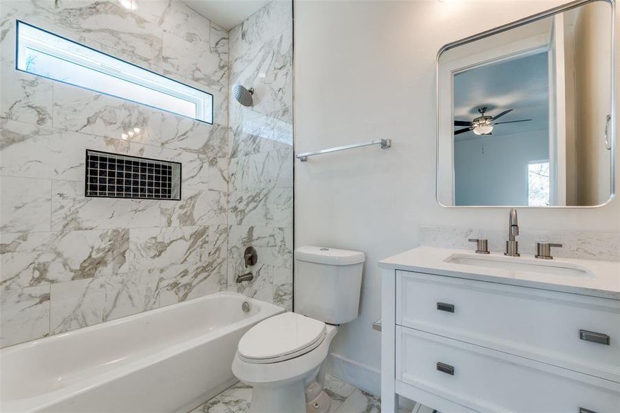 Furnished interior view inside a new home in , Dallas (Image 6).