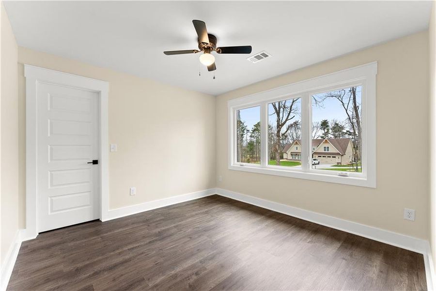 Spacious, unfurnished interior of a new home in , Clermont (Image 31). Spacious, unfurnished interior of a new home in , Clermont (Image 31).