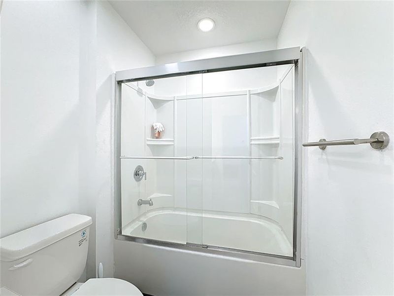 Image 34 of a home in .