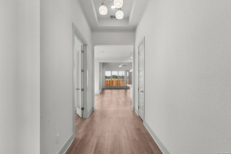 Spacious, unfurnished interior of a new home in Davis Ranch, San Antonio (Image 14).