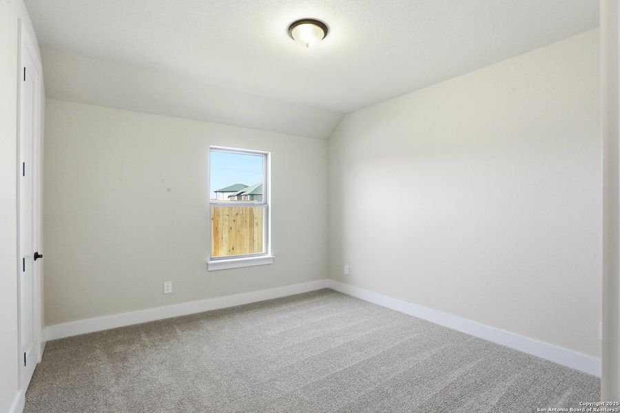 Spacious, unfurnished interior of a new home in Haby Hill 50s, San Antonio (Image 27). Spacious, unfurnished interior of a new home in Haby Hill 50s, San Antonio (Image 27).