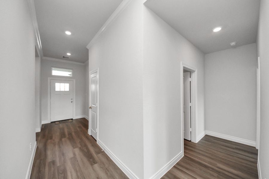 Spacious, unfurnished interior of a new home in Lexington Heights, Willis (Image 21). Spacious, unfurnished interior of a new home in Lexington Heights, Willis (Image 21).