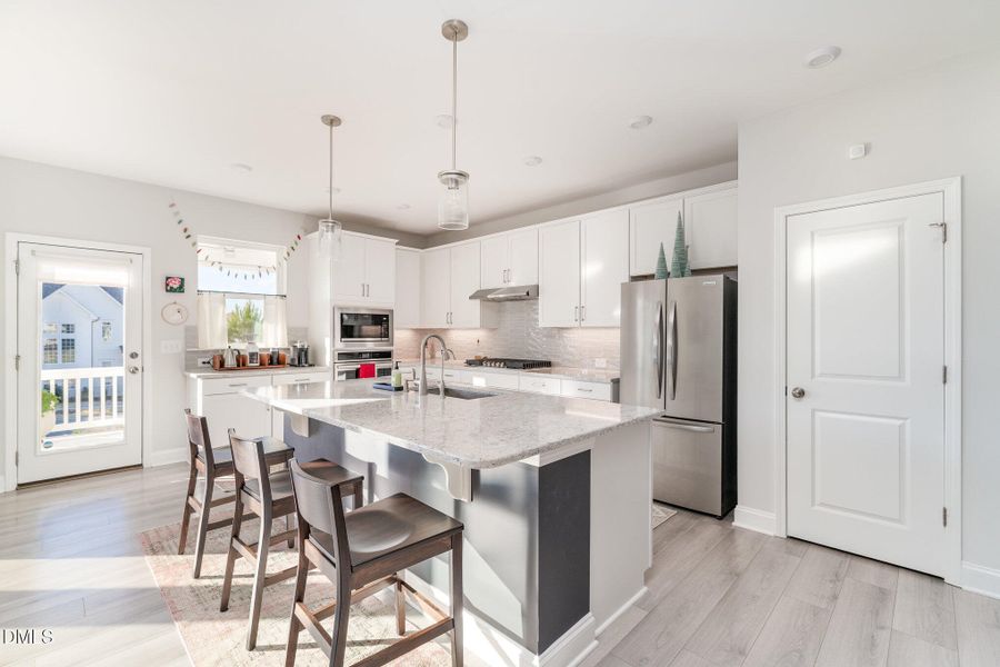 015_dsc09808-edit_771