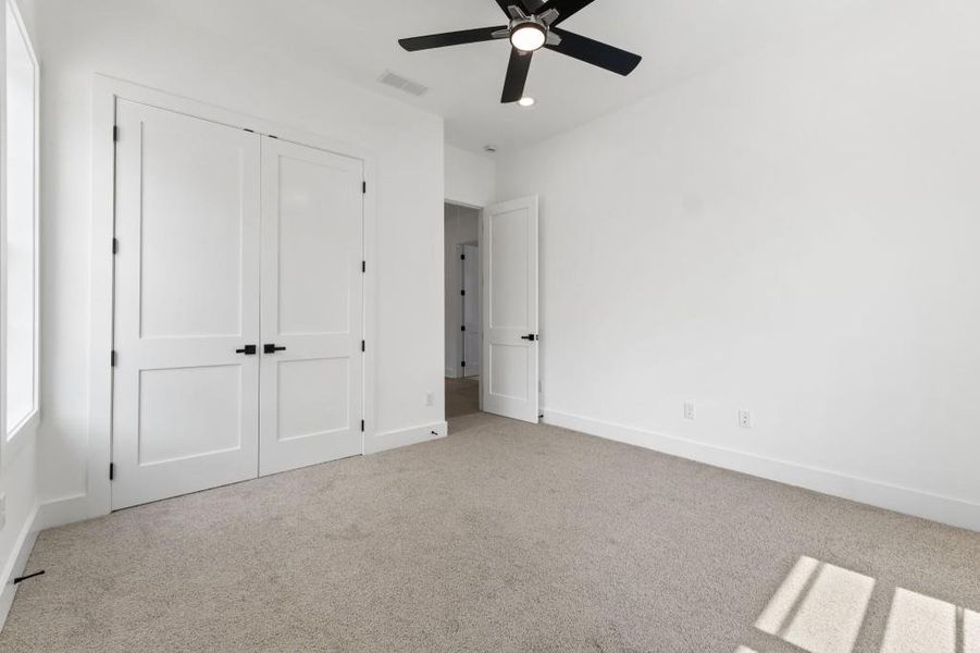 Spacious, unfurnished interior of a new home in Parkside Roswell, Roswell (Image 47).