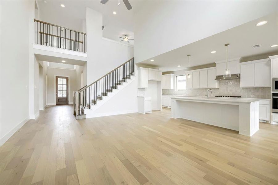 Spacious, unfurnished interior of a new home in Wellington, Fort Worth (Image 17). Spacious, unfurnished interior of a new home in Wellington, Fort Worth (Image 17).