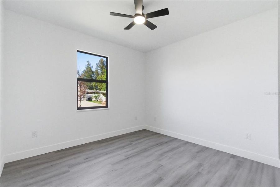Spacious, unfurnished interior of a new home in , Pinellas Park (Image 33).