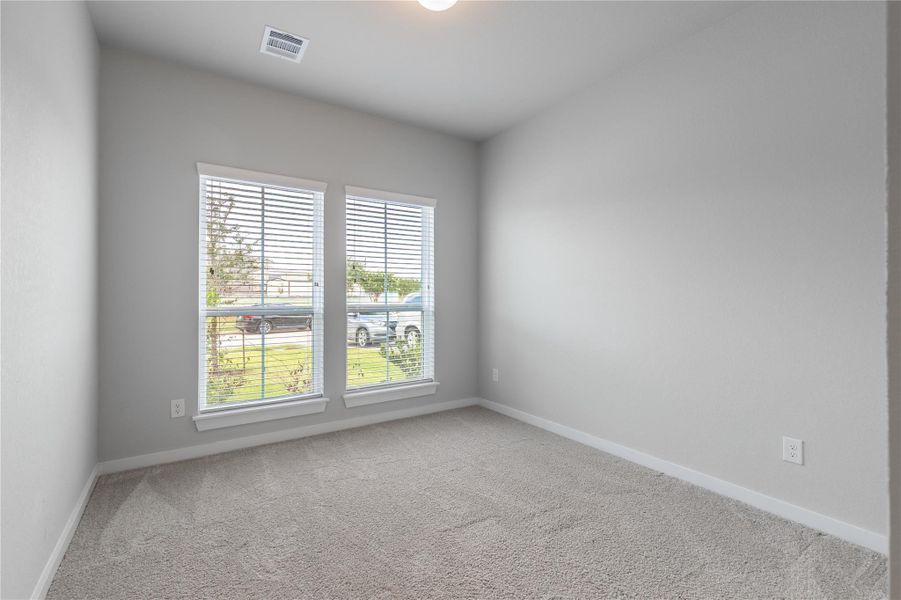 Spacious, unfurnished interior of a new home in Morton Creek Ranch, Katy (Image 31).