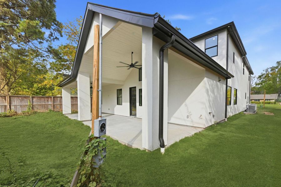 Exterior details and patio area of a home in , Houston (Image 3).