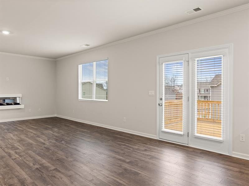 Spacious, unfurnished interior of a new home in Northwoods at Mirror Lake, Villa Rica (Image 41).