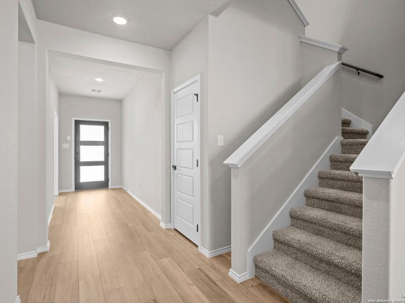 Spacious, unfurnished interior of a new home in Horizon Pointe, Converse (Image 19). Spacious, unfurnished interior of a new home in Horizon Pointe, Converse (Image 19).