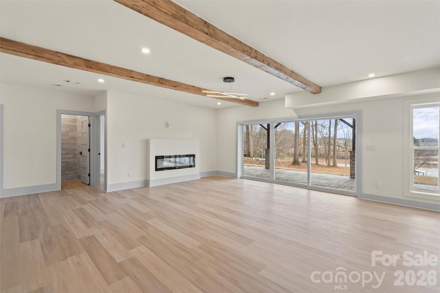Spacious, unfurnished interior of a new home in , Mooresville (Image 32).