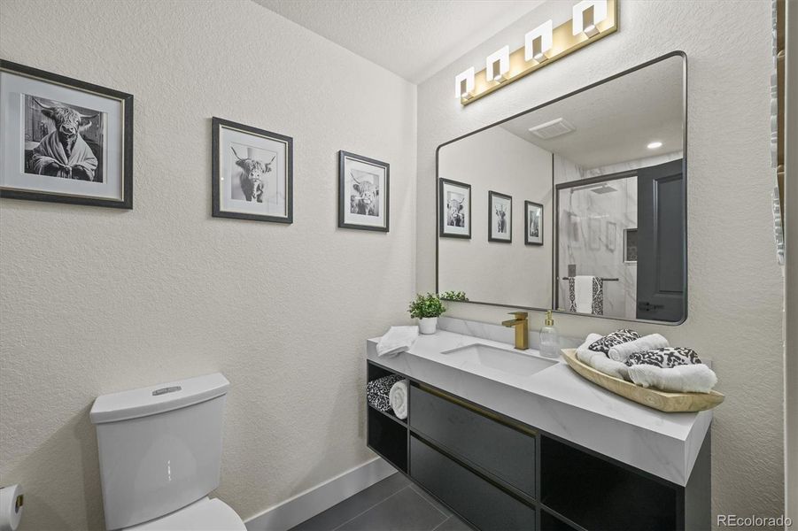 Furnished interior view inside a new home in , Golden (Image 36).