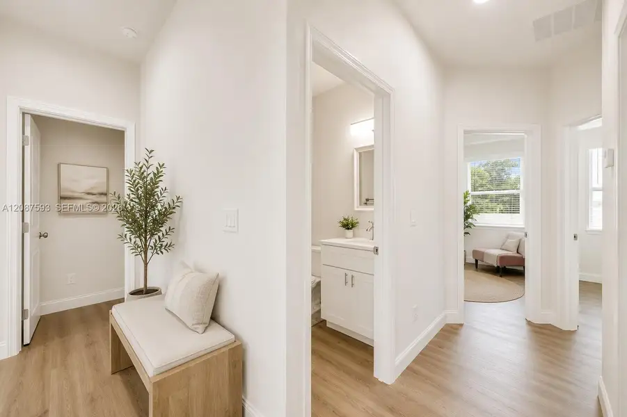 Furnished interior view inside a new home in , Tampa (Image 4).