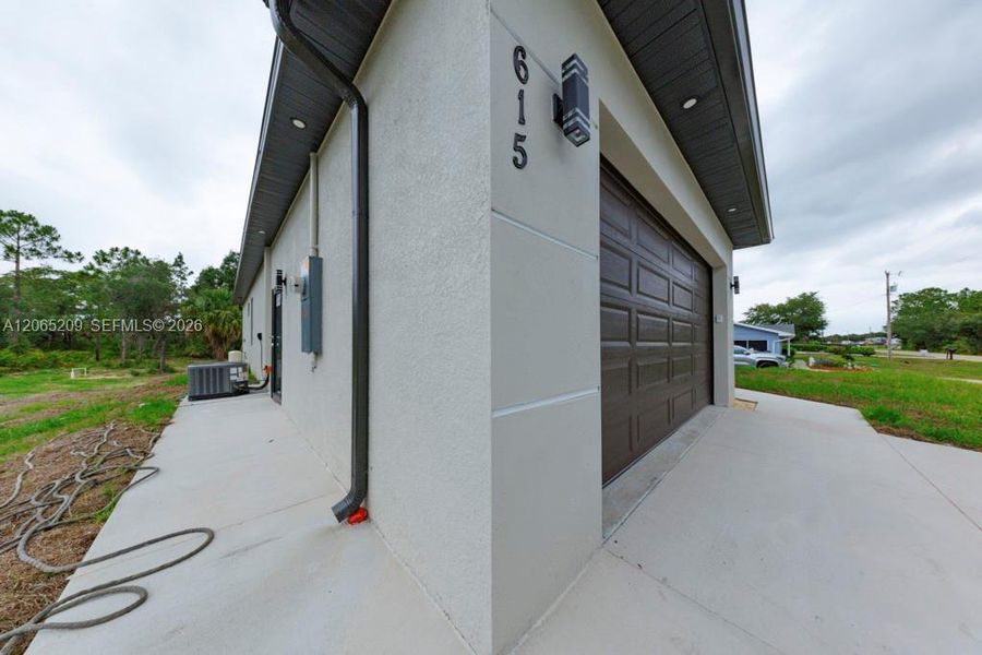 Exterior details and patio area of a home in , Lehigh Acres (Image 40).