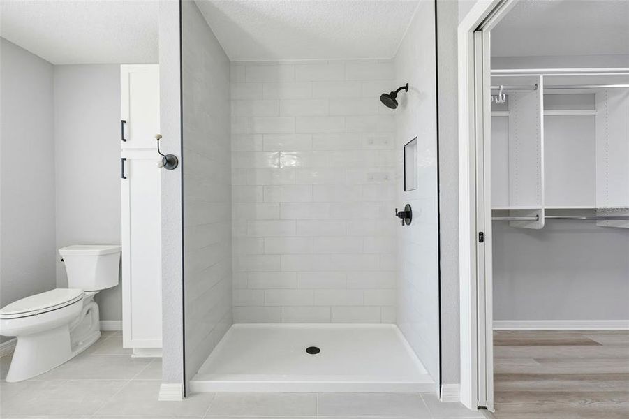 Furnished interior view inside a new home in , Okahumpka (Image 14). Furnished interior view inside a new home in , Okahumpka (Image 14).