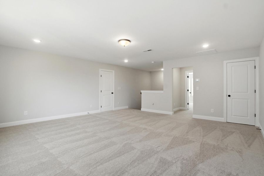 Spacious, unfurnished interior of a new home in The Meadows at Laurelbrook, Sherrills Ford (Image 38).