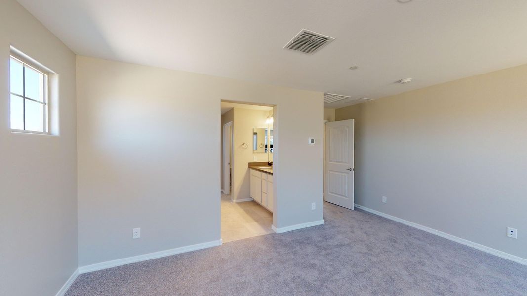 Representative furnished interior of a home built from the Lilac by DRB Homes in Saguaro Hills at Vistancia, Peoria (Image 17).
