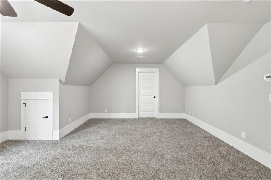 Spacious, unfurnished interior of a new home in , Jefferson (Image 61).
