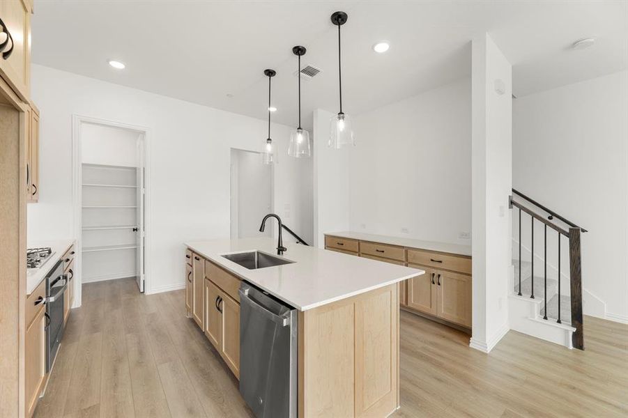 08. 1041 Concan - Kitchen (2)