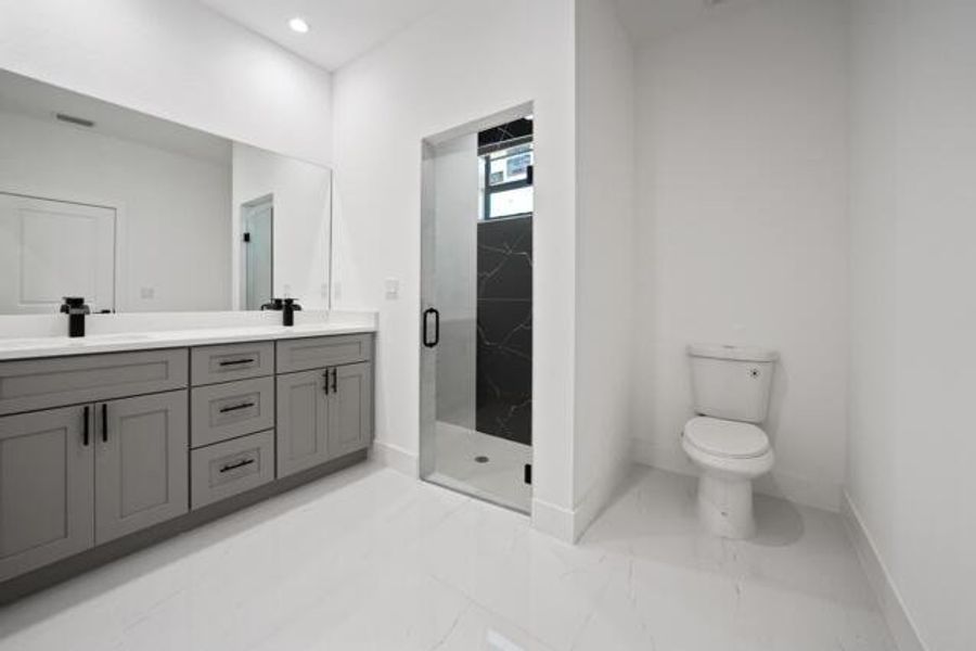 Furnished interior view inside a new home in , Cape Coral (Image 8).