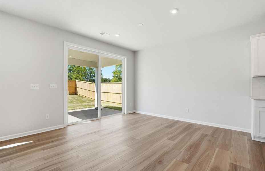 Spacious, unfurnished interior of a new home in Fox Hollow, Spartanburg (Image 26). Spacious, unfurnished interior of a new home in Fox Hollow, Spartanburg (Image 26).