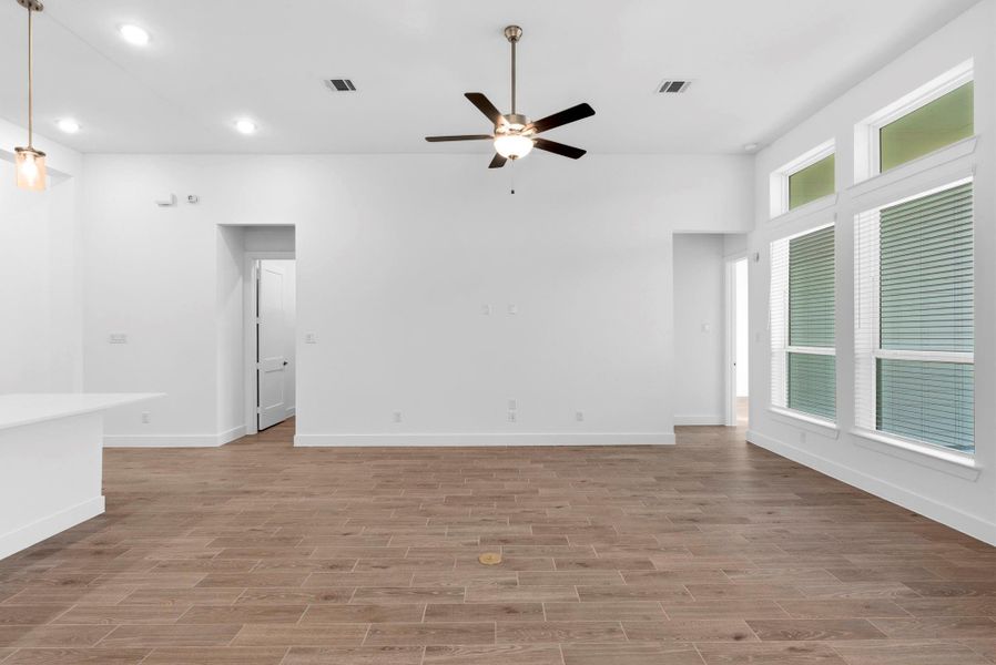 **Photos are representative - not of actual home** **Photos are representative - not of actual home**