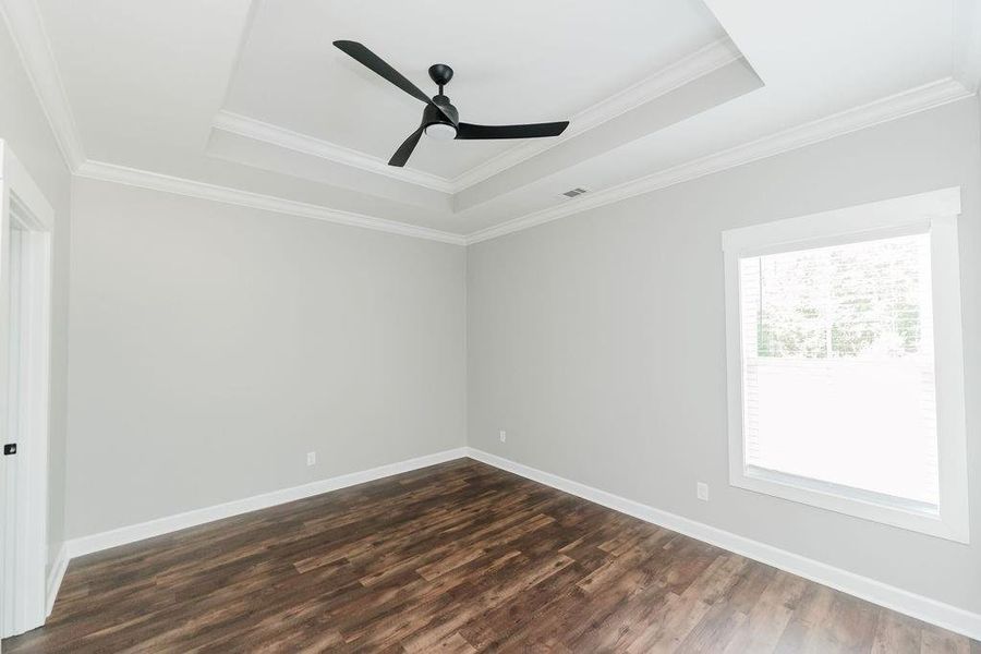 Spacious, unfurnished interior of a new home in , Sylvester (Image 12).