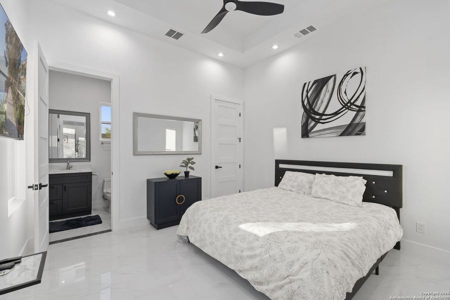 Furnished interior view inside a new home in , Spring Branch (Image 33).