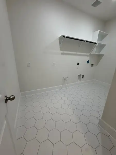 Spacious, unfurnished interior of a new home in Colton, Montgomery (Image 10). Spacious, unfurnished interior of a new home in Colton, Montgomery (Image 10).