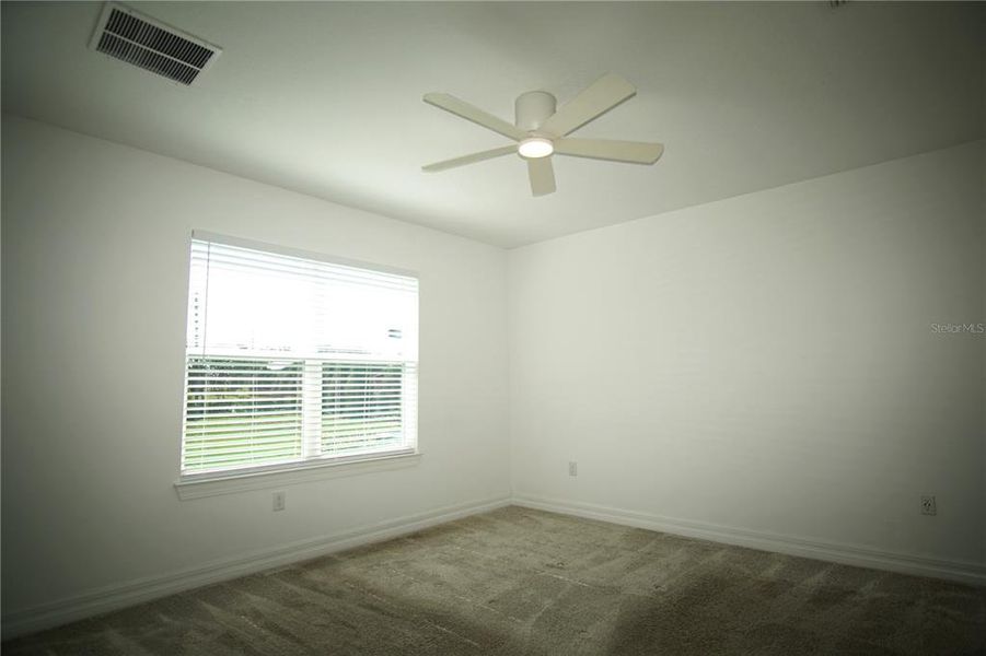 Spacious, unfurnished interior of a new home in Summers Cay, Thonotosassa (Image 20).
