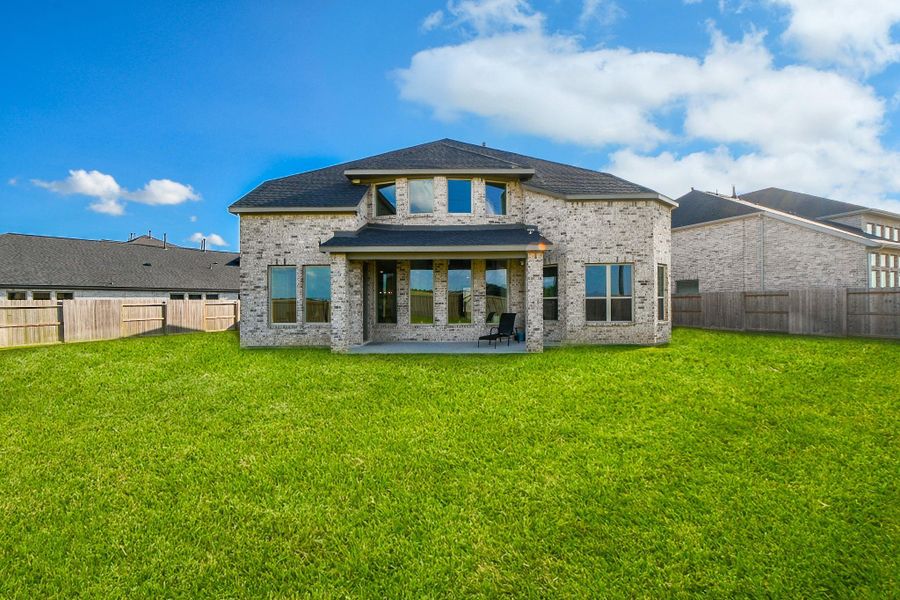 Image 11 of a home in Cross Creek West. Image 11 of a home in Cross Creek West.