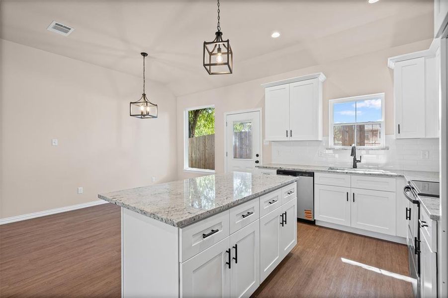 Furnished interior view inside a new home in , Mineral Wells (Image 6).