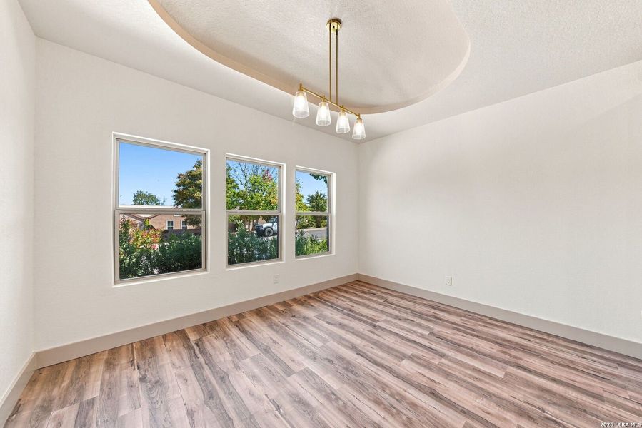 Spacious, unfurnished interior of a new home in , Kerrville (Image 28).