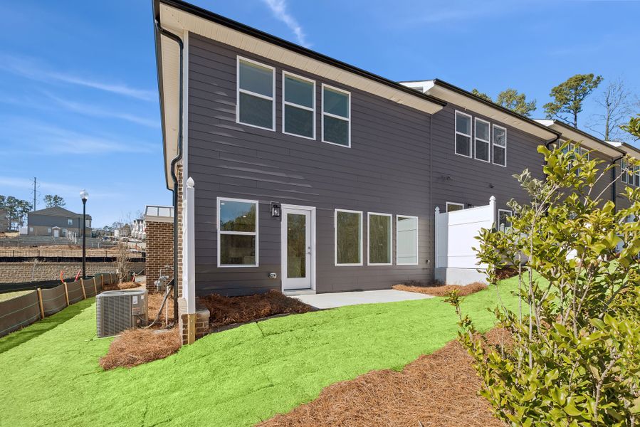 Exterior details and patio area of a home in Grandview Terrace, Canton (Image 21).