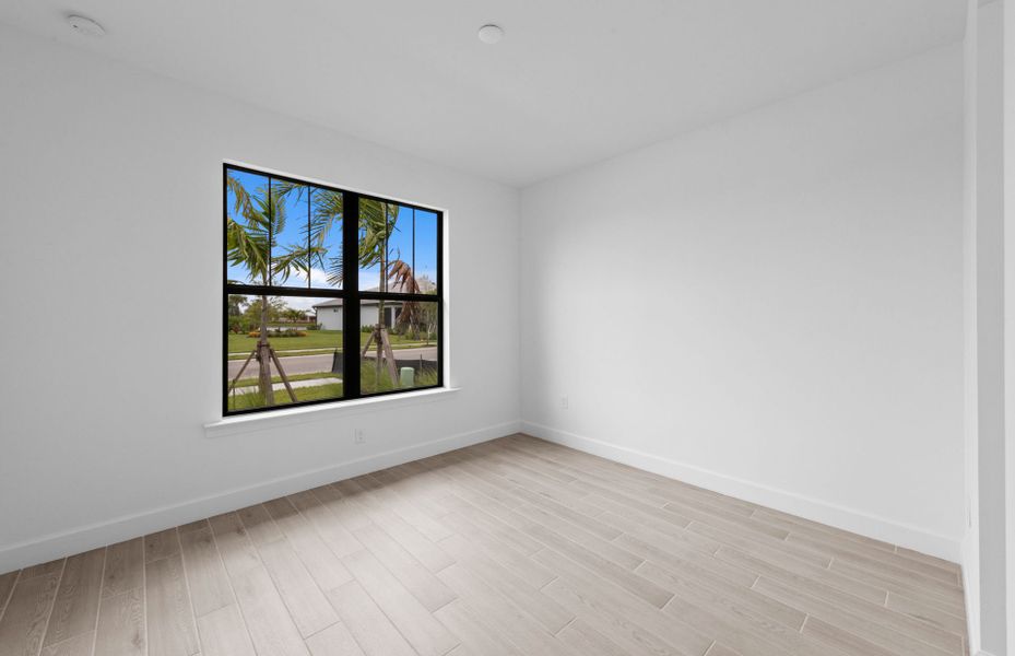 Spacious, unfurnished interior of a new home in Del Webb Naples, Immokalee (Image 13).