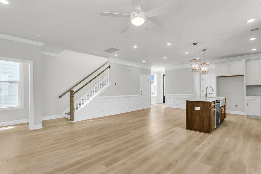 Spacious, unfurnished interior of a new home in Heron Preserve, Hanahan (Image 43).