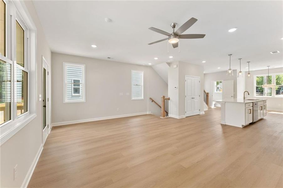 Spacious, unfurnished interior of a new home in East Park Village, Kennesaw (Image 22).