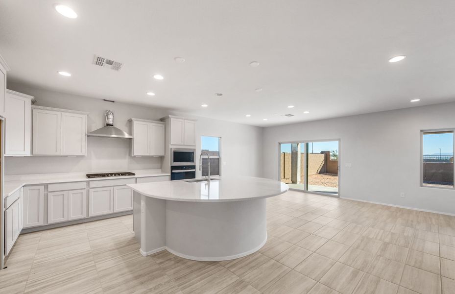 Furnished interior view inside a new home in Parkside at Anthem at Merrill Ranch, Florence (Image 11).