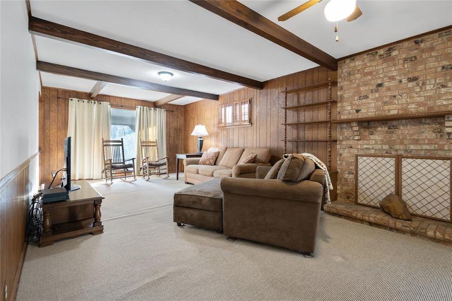 Furnished interior view inside a new home in , Mineola (Image 12).
