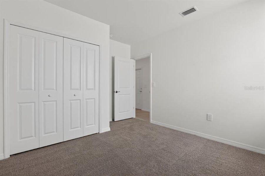 Spacious, unfurnished interior of a new home in Brighton, Venice (Image 13).
