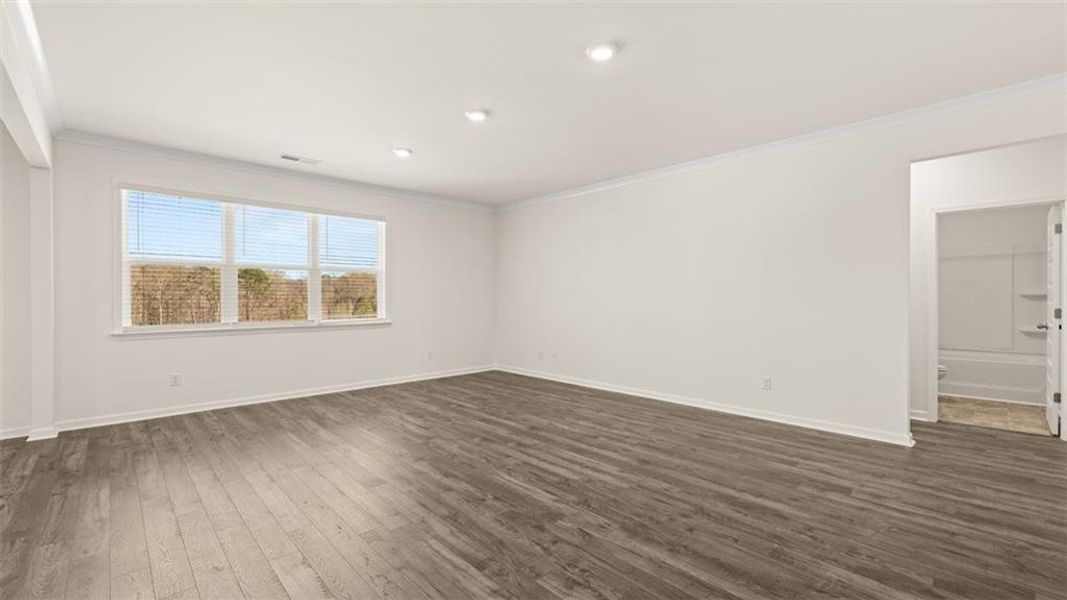 Spacious, unfurnished interior of a new home in Kingston Ranch at Lake Oconee, Buckhead (Image 17).
