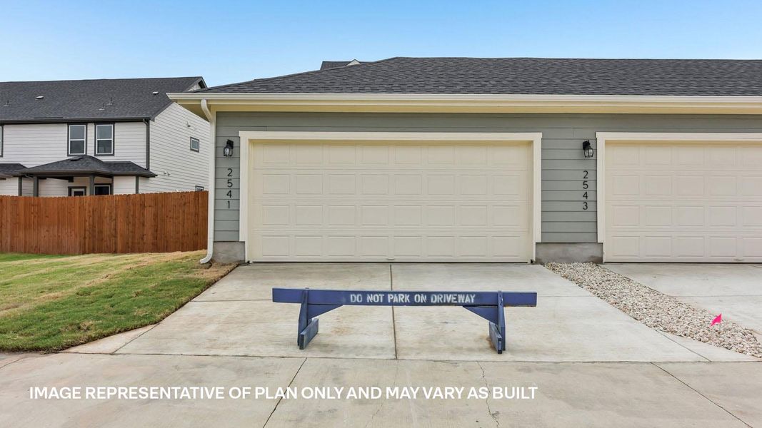 Exterior details and patio area of a home in Avery Centre, Round Rock (Image 32).