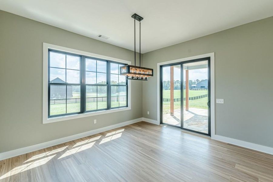 Spacious, unfurnished interior of a new home in , Bremen (Image 29).