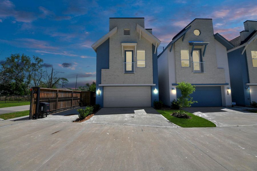 Front exterior of a new home in , Houston, TX, highlighting curb appeal (Image 23).