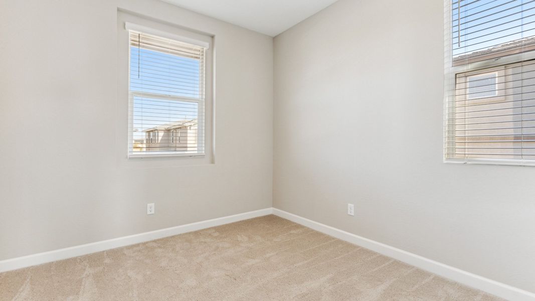 Spacious, unfurnished interior of a new home in Talinn Towns at Desert Ridge, Phoenix (Image 25).
