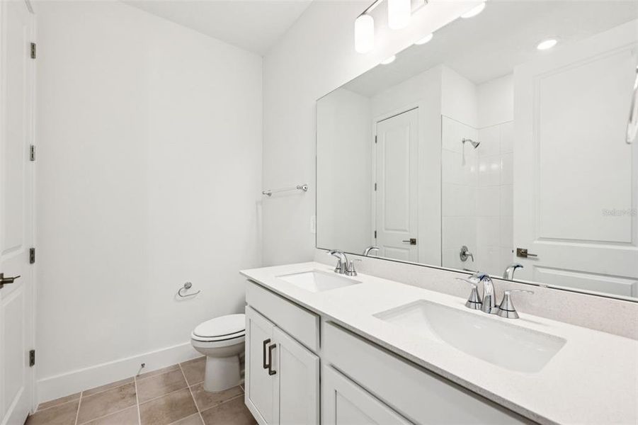 Furnished interior view inside a new home in Ridgehaven - Signature Series, Ormond Beach (Image 8).