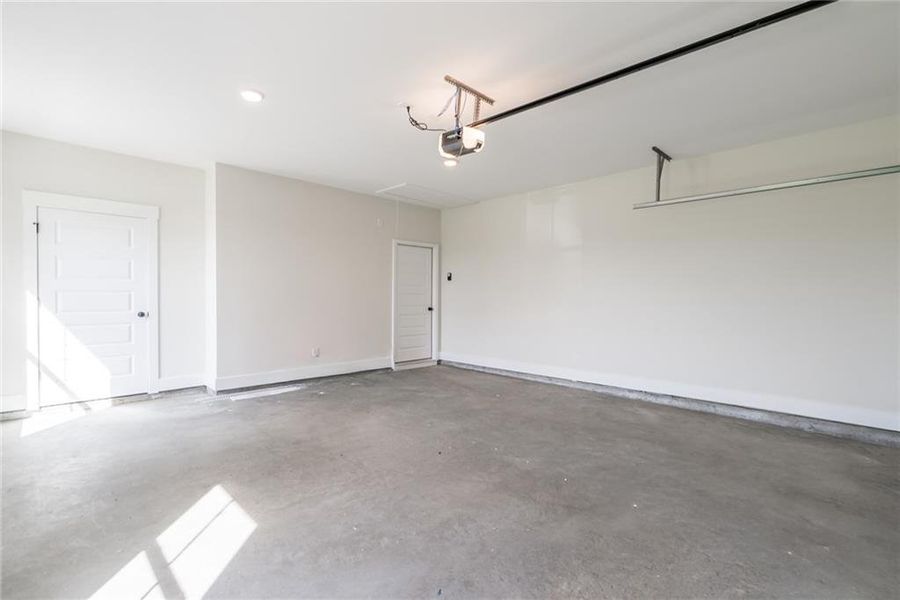 Spacious, unfurnished interior of a new home in , Social Circle (Image 25).