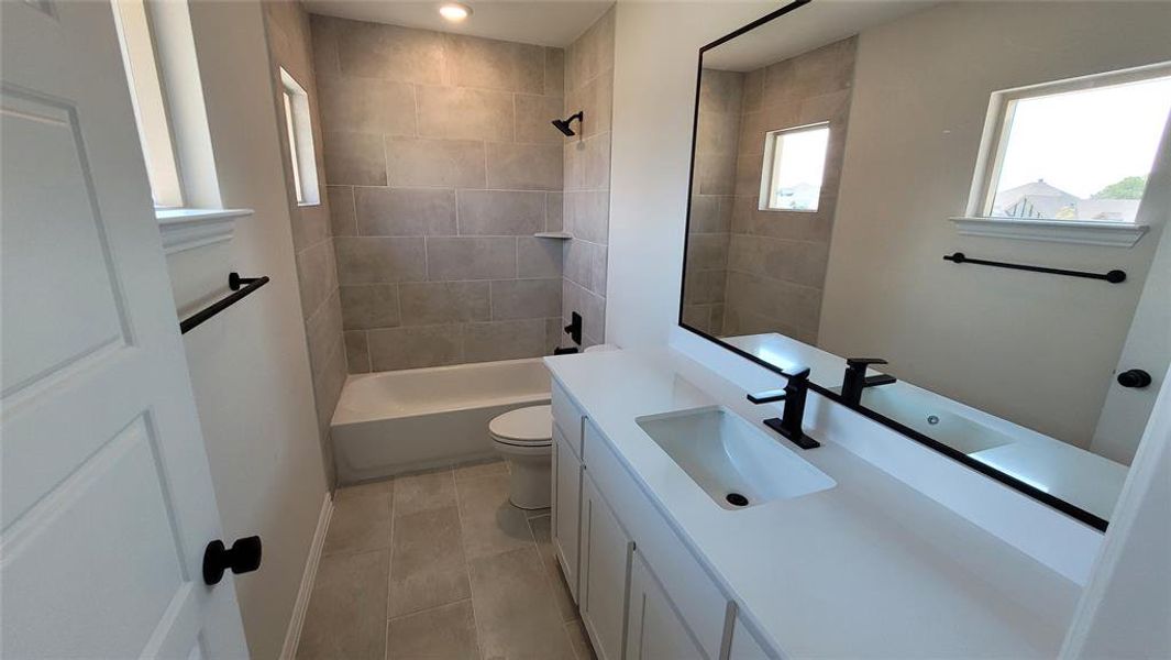 Furnished interior view inside a new home in , Red Oak (Image 8). Furnished interior view inside a new home in , Red Oak (Image 8).