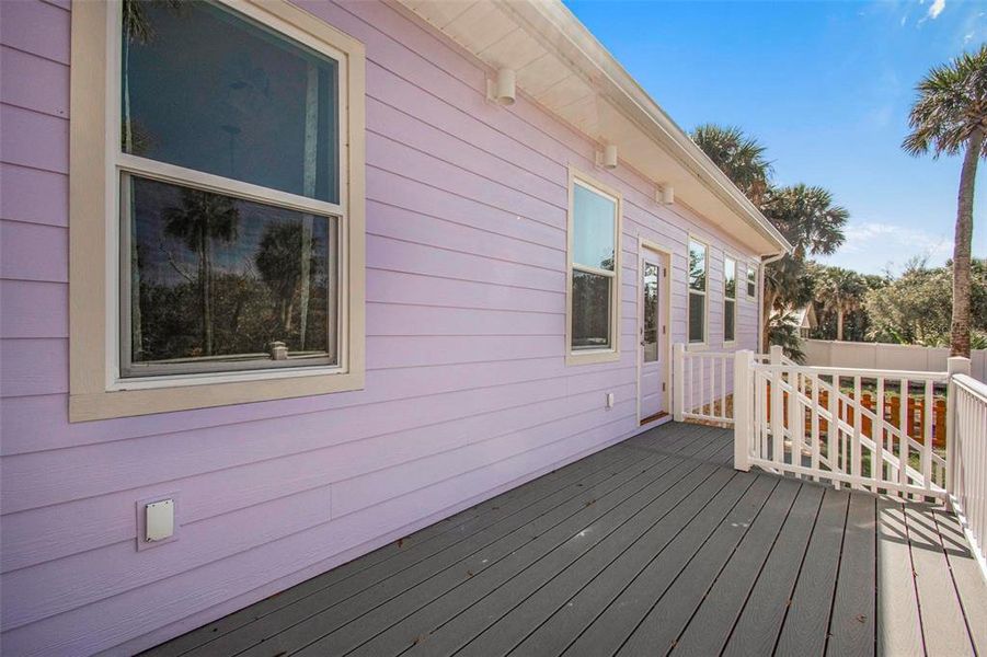 Exterior details and patio area of a home in , Flagler Beach (Image 35).